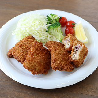 豚ミルフィーユカツ 梅しそ味の製品画像