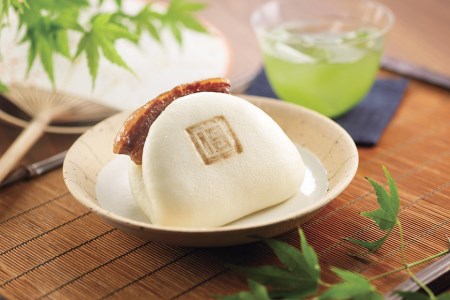 【岩崎本舗】長崎角煮まんじゅうの製品画像